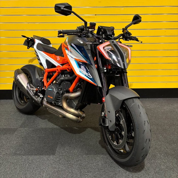 2022 Ktm SUPER DUKE RR Orange