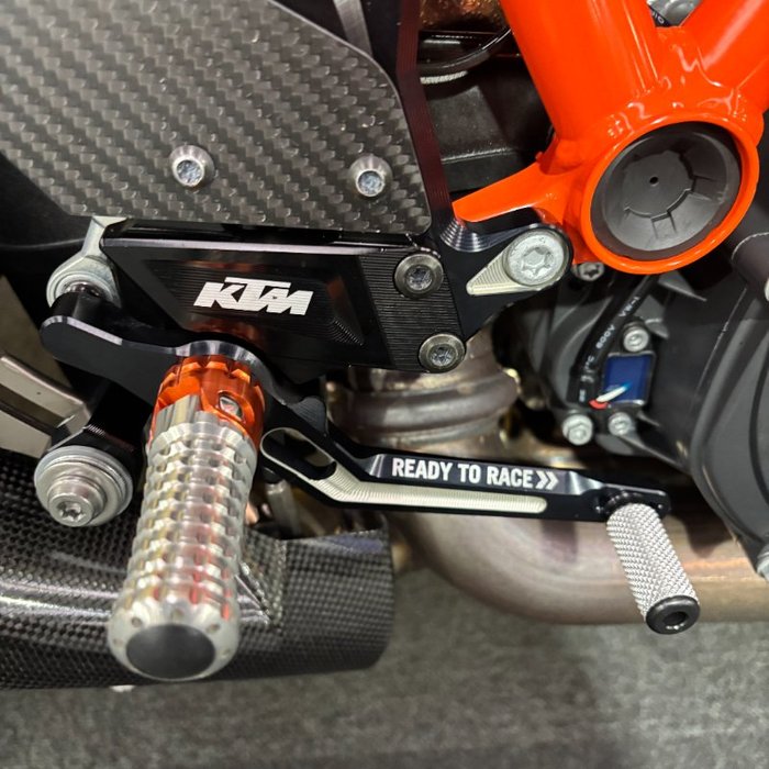 2022 Ktm SUPER DUKE RR Orange