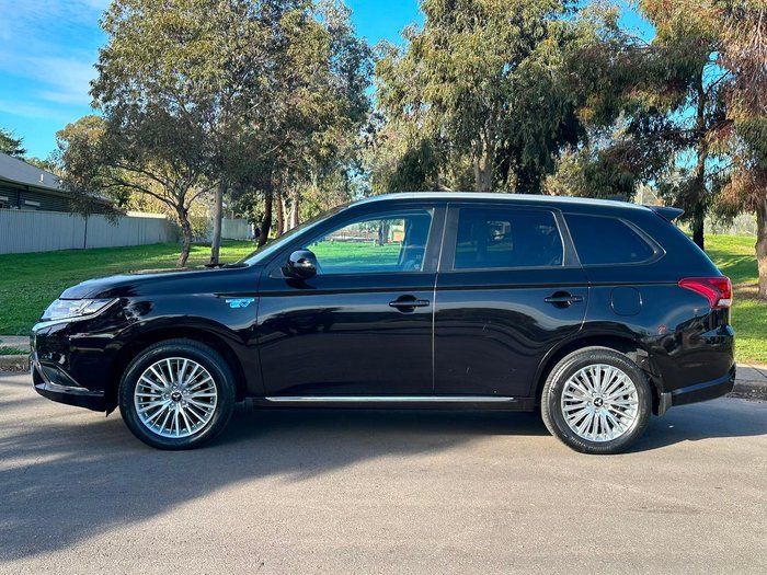 2019 Mitsubishi Outlander PHEV ES ADAS