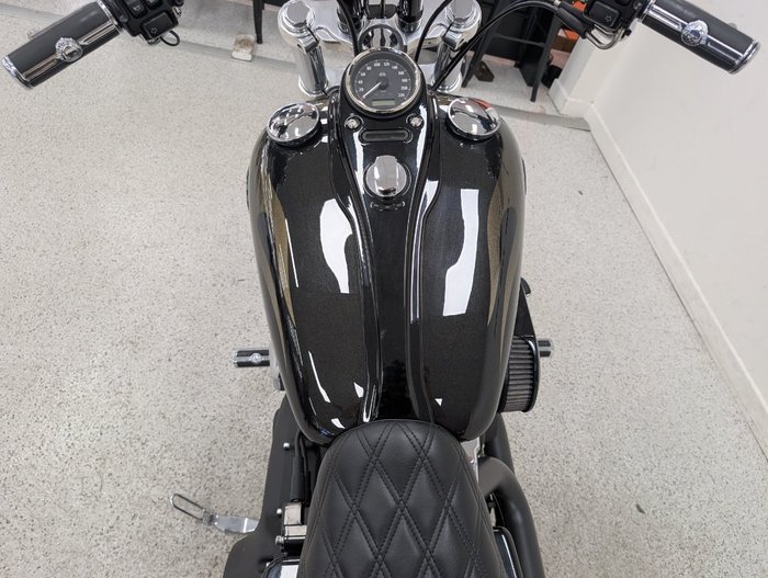 2016 Harley-davidson FXDWG WIDE GLIDE Black