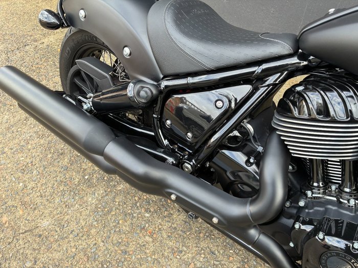 2023 Indian CHIEF BOBBER DARK HORSE BLACK