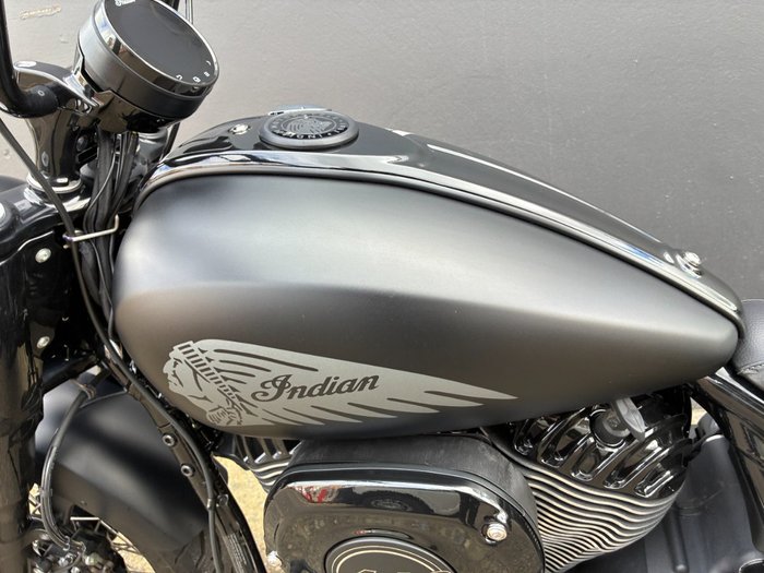 2023 Indian CHIEF BOBBER DARK HORSE BLACK
