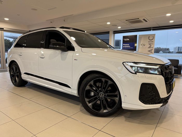 2025 Audi Q7 50 TDI S line