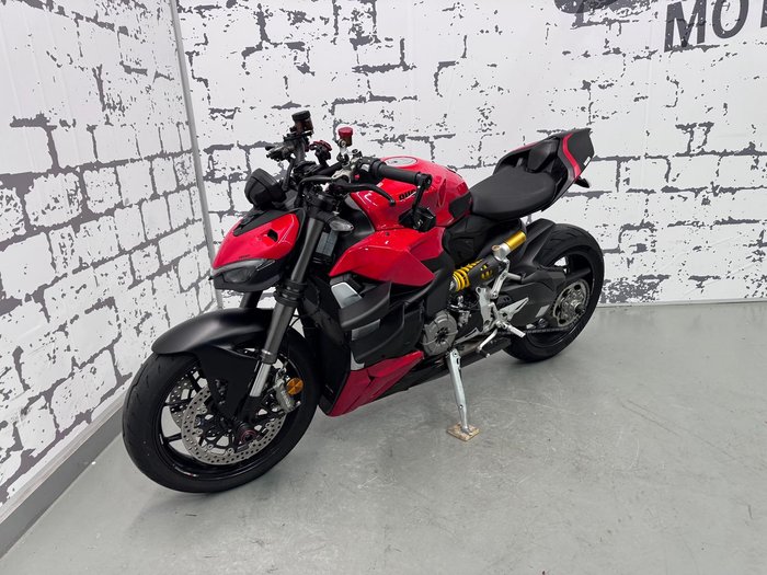 2024 Ducati Streetfighter V2 Streetfighter Red
