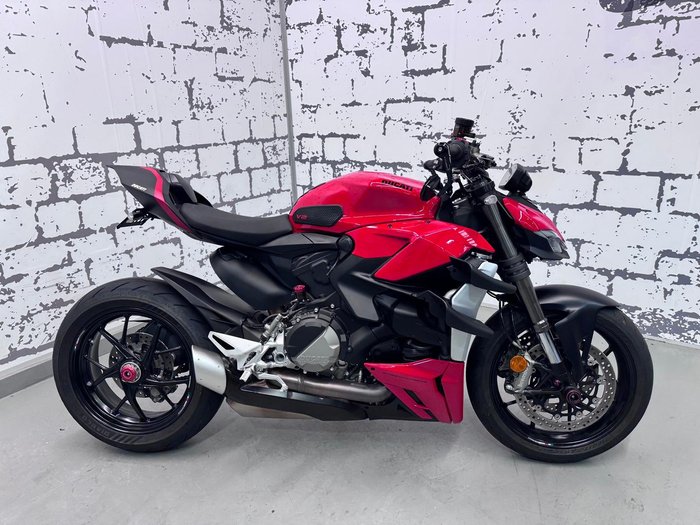 2024 Ducati Streetfighter V2 Streetfighter Red