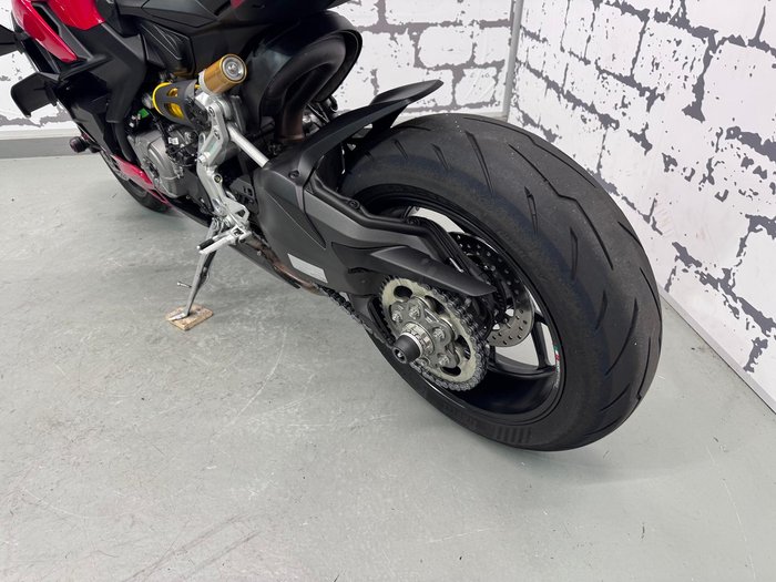 2024 Ducati Streetfighter V2 Streetfighter Red