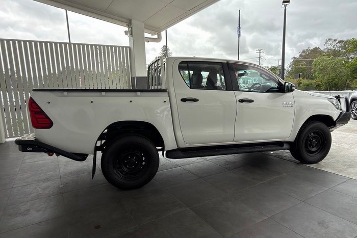 2018 Toyota Hilux SR