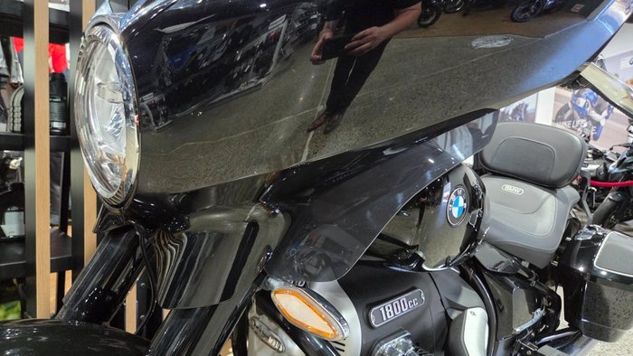 2022 BMW Motorrad R 18 B Black