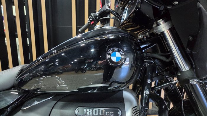 2022 BMW Motorrad R 18 B Black