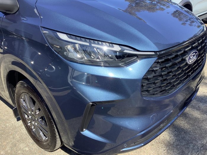 2024 Ford Tourneo