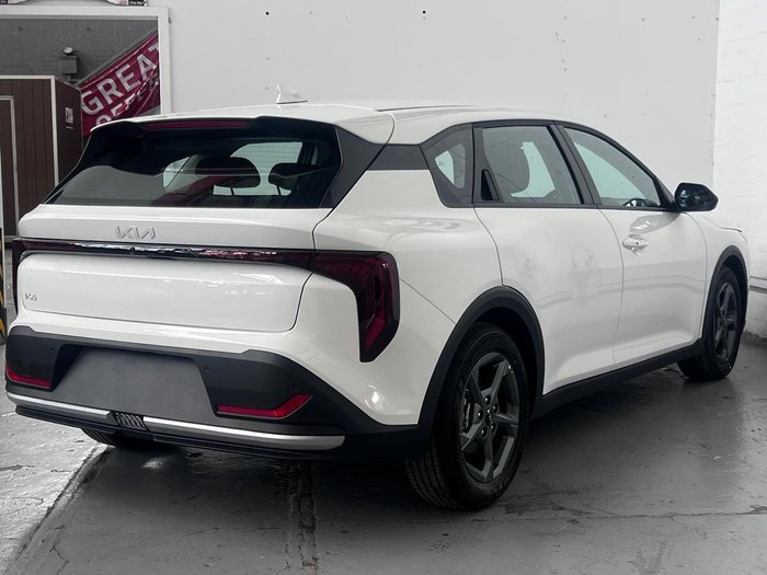 2026 Kia K4 S