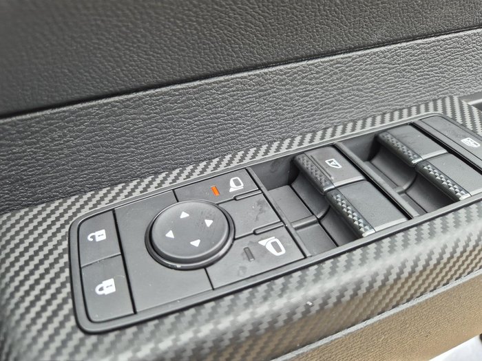 2025 Mitsubishi Triton GLX-R