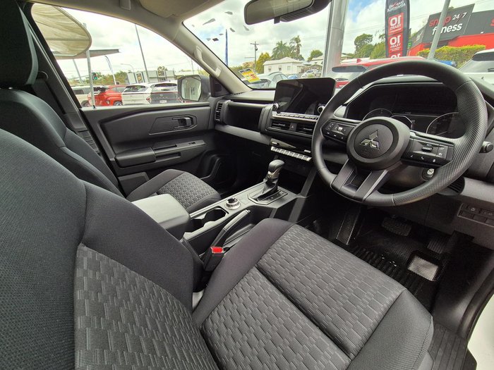 2025 Mitsubishi Triton GLX