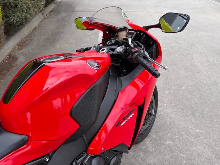 2015 Honda CBR1000RA (FIREBLADE) ABS Red