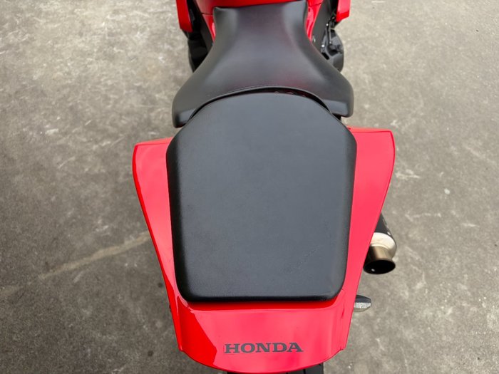2015 Honda CBR1000RA (FIREBLADE) ABS Red