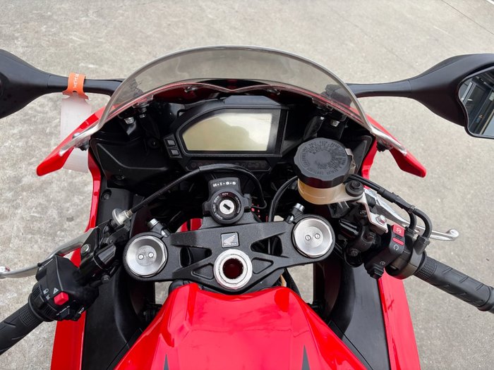 2015 Honda CBR1000RA (FIREBLADE) ABS Red