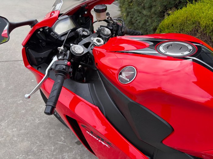 2015 Honda CBR1000RA (FIREBLADE) ABS Red