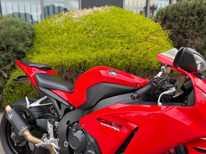 2015 Honda CBR1000RA (FIREBLADE) ABS Red