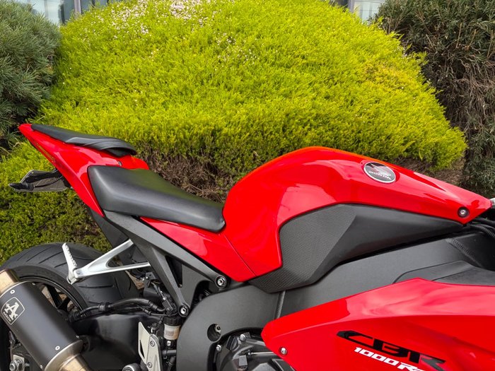 2015 Honda CBR1000RA (FIREBLADE) ABS Red