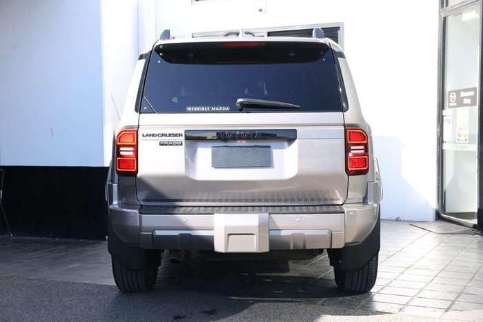 2025 Toyota Landcruiser Prado VX