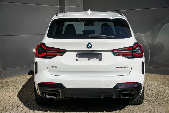 2023 BMW X3 M40i
