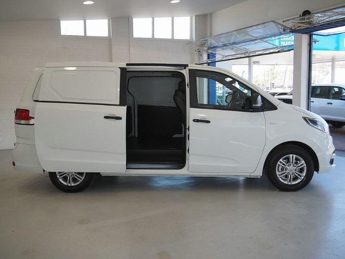 2024 LDV G10 +