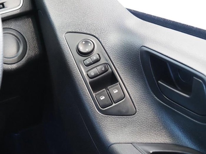 2024 LDV G10 +