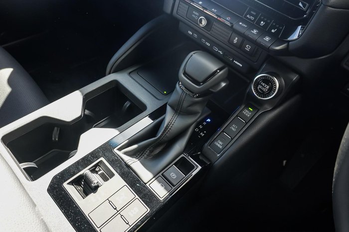 2025 Toyota Landcruiser Prado GXL