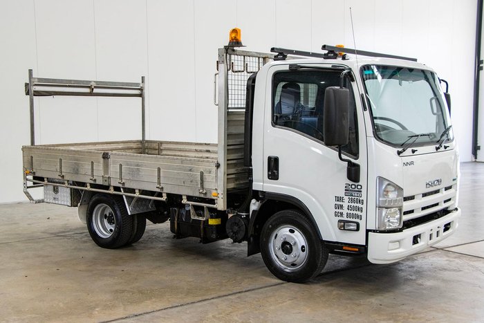 2013 Isuzu N Series NNR 200