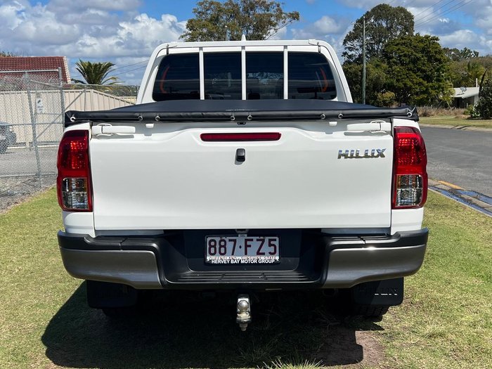 2022 Toyota Hilux SR