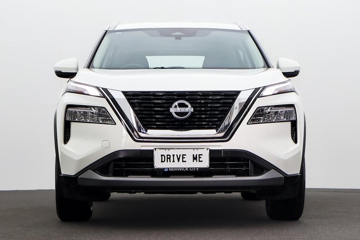 2025 Nissan X-TRAIL ST