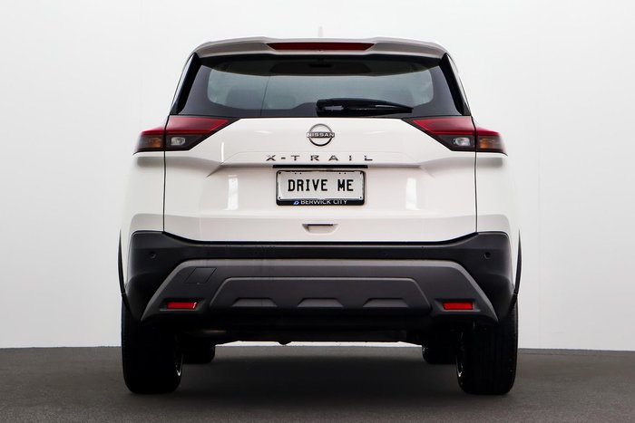 2025 Nissan X-TRAIL ST
