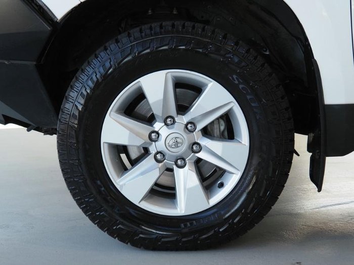 2023 Toyota Landcruiser Prado GX