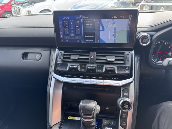 2022 Toyota Landcruiser VX