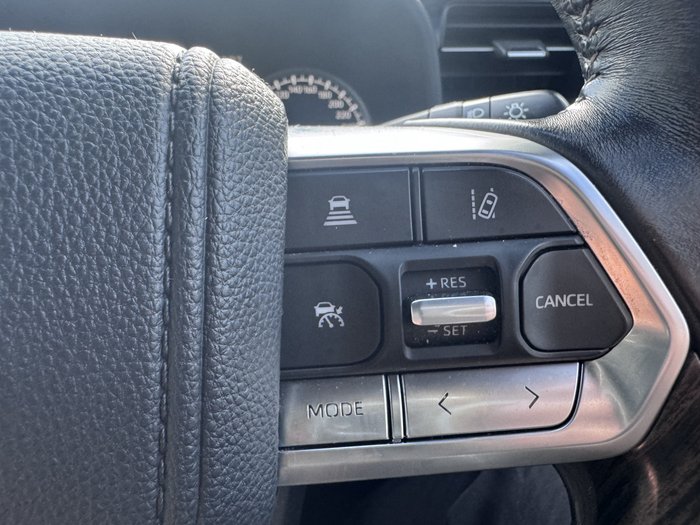 2022 Toyota Landcruiser VX