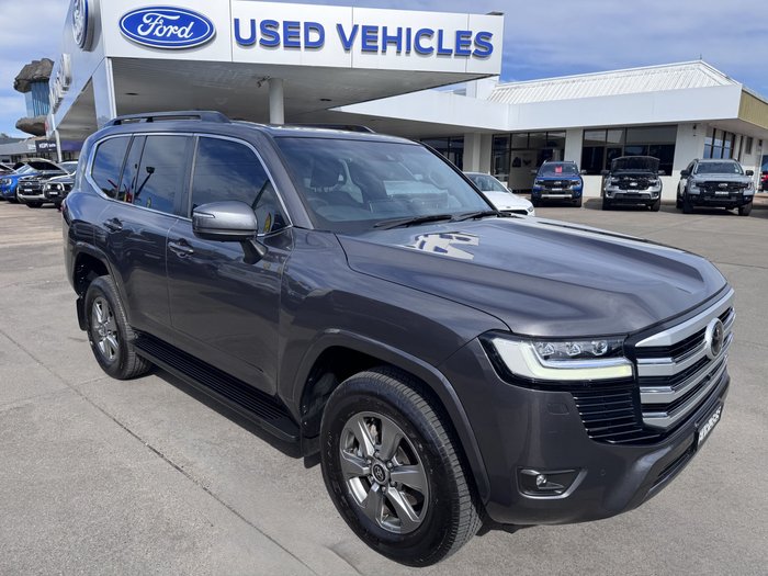 2022 Toyota Landcruiser VX