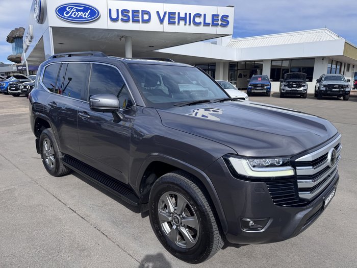2022 Toyota Landcruiser VX