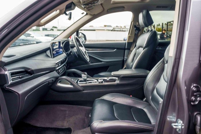 2022 LDV D90 Executive
