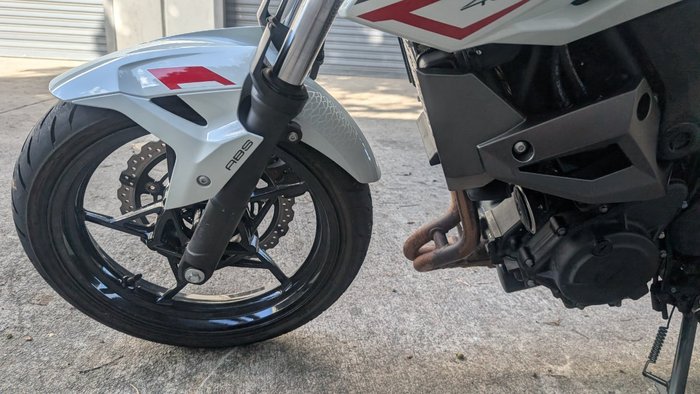 2022 Kawasaki Z400 White