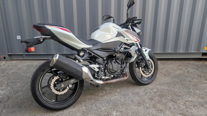 2022 Kawasaki Z400