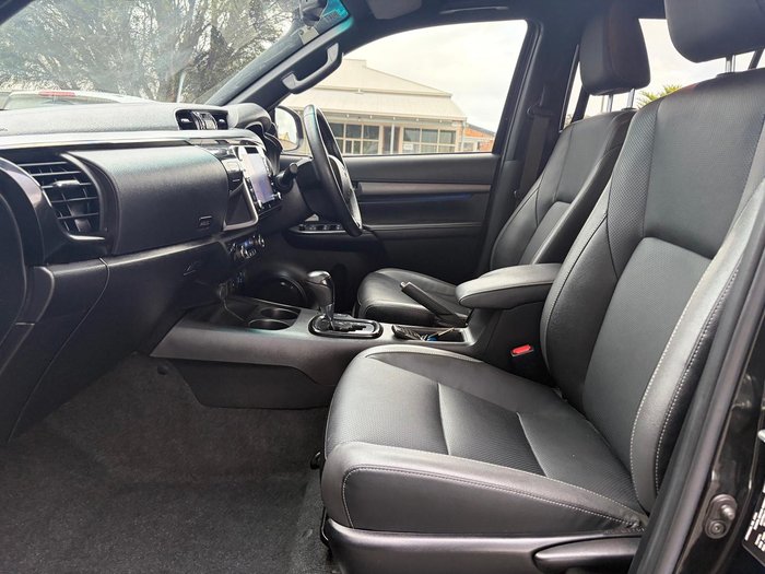 2021 Toyota Hilux Rugged X