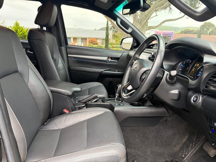 2021 Toyota Hilux Rugged X