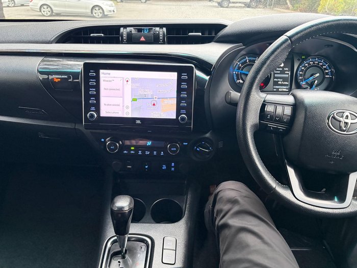 2021 Toyota Hilux Rugged X