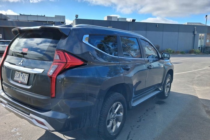 2024 Mitsubishi Pajero Sport GLX