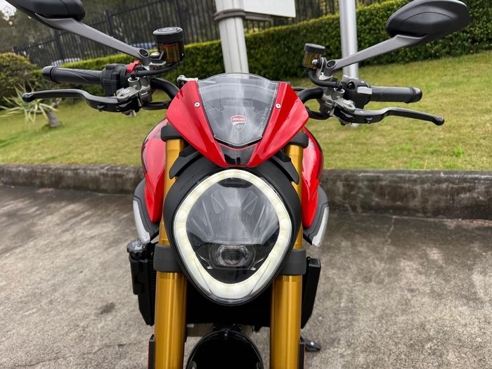 2025 Ducati Monster SP