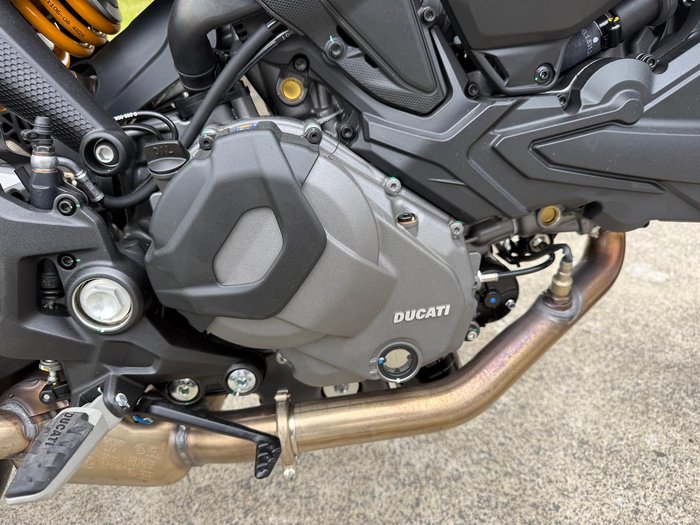 2025 Ducati Monster SP
