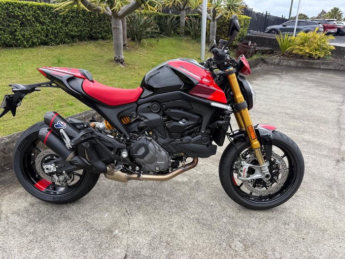 2025 Ducati Monster SP