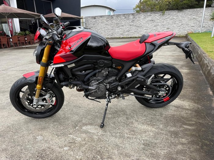 2025 Ducati Monster SP