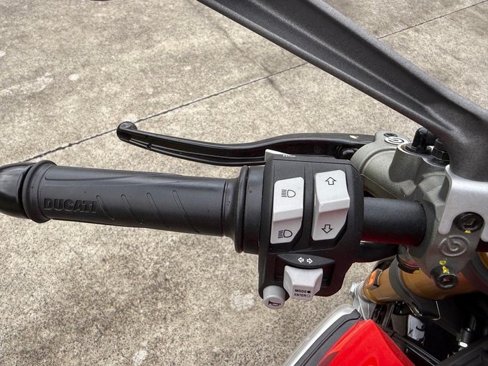 2025 Ducati Monster SP