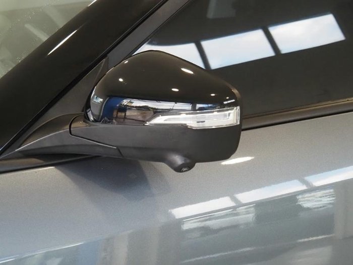 2025 Mahindra XUV3XO AX5L